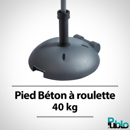 Pied béton à roulettes